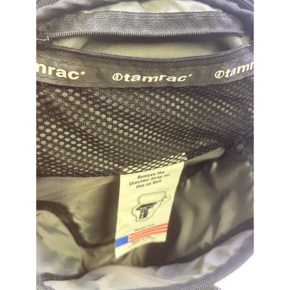 Canon Black Camera with Green Bag - Picture 12 of 16